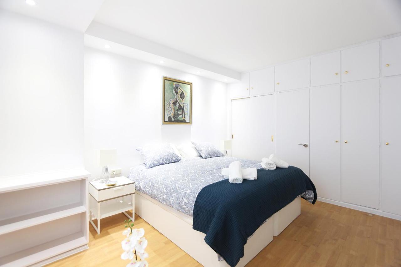 Urbantec Realty - Plaza De Colon Lägenhet Madrid Exteriör bild