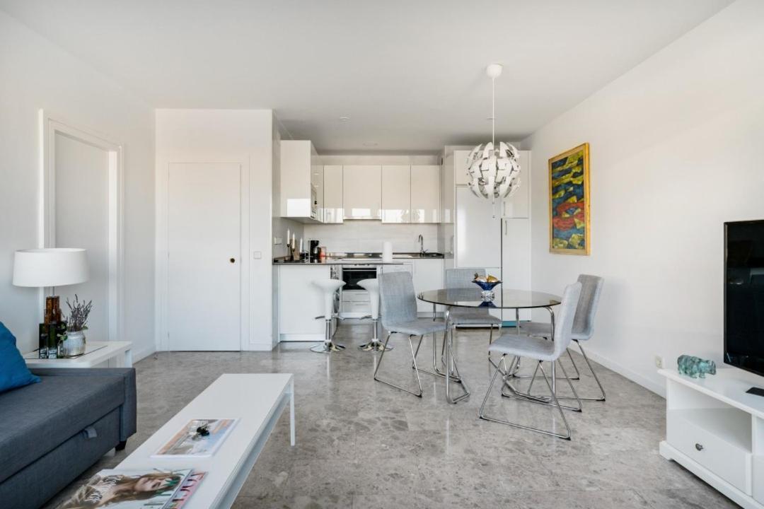 Urbantec Realty - Plaza De Colon Lägenhet Madrid Exteriör bild